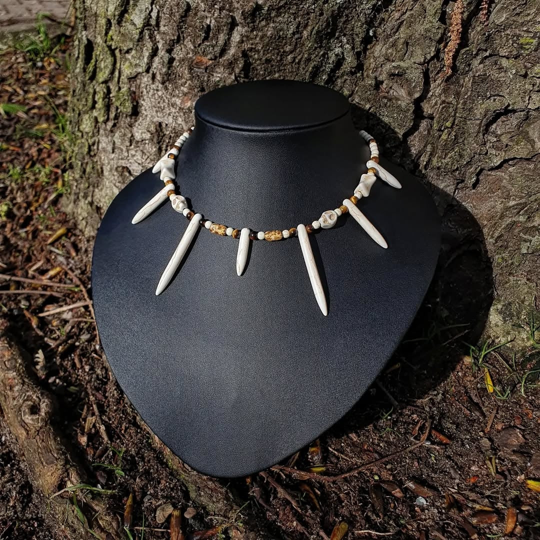 Spiky Skull - Necklace